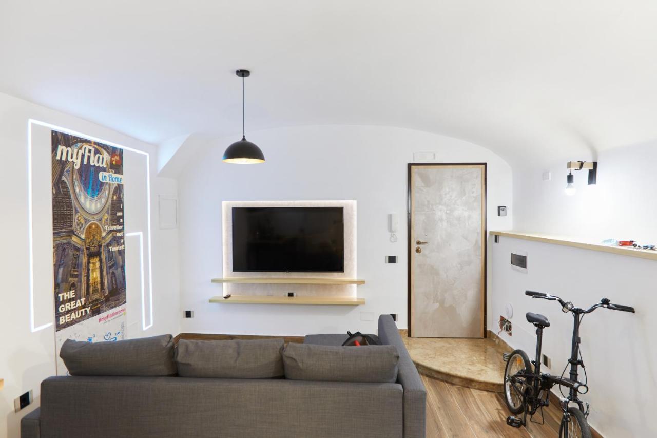 Cozy And Funny Apartment In Front Of Vatican Museums - Myflat In โรม ภายนอก รูปภาพ